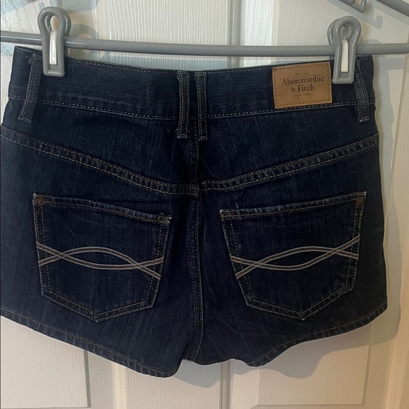 ABERCROMBIE & FITCH Denim Blue Women's Shorts size 0, 25 waist - Picture 6 of 8
